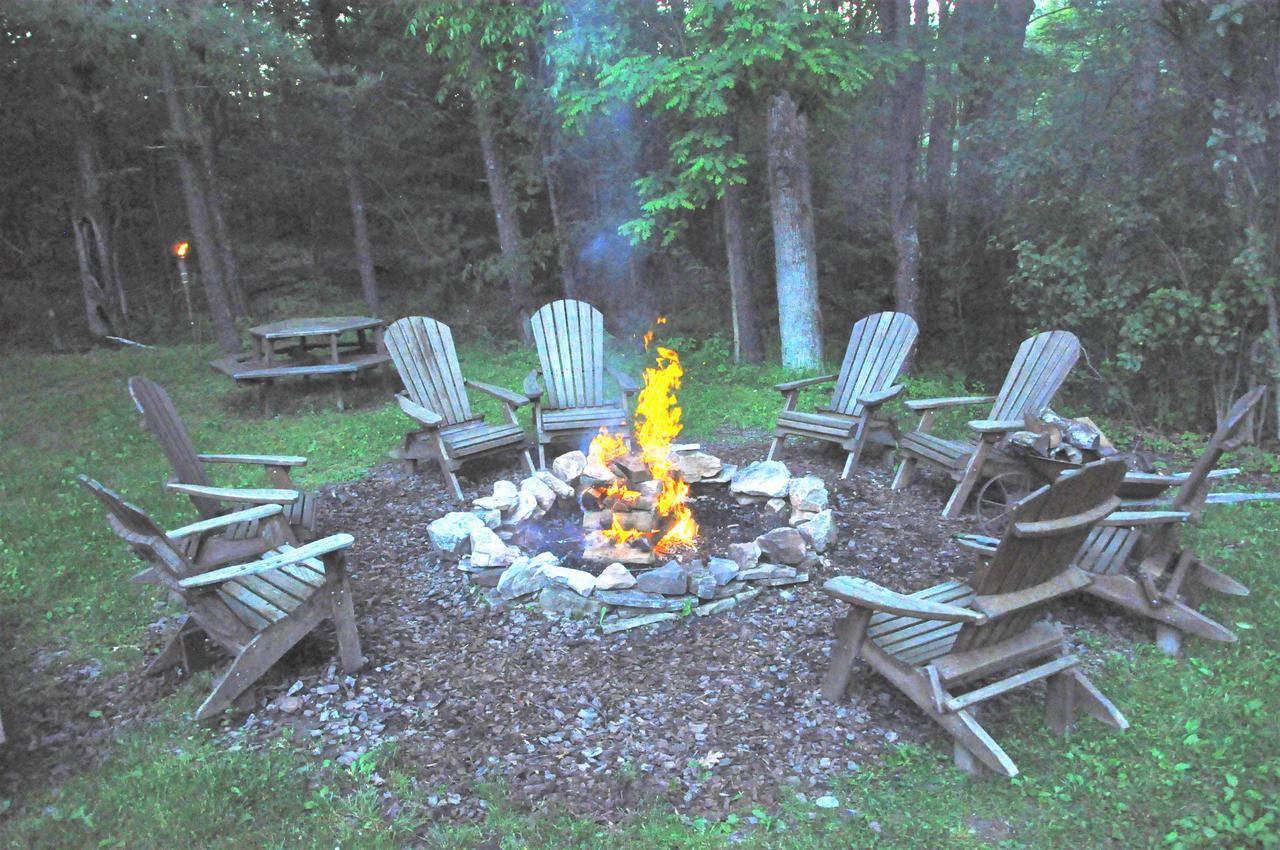 Carmel Cove Inn Deep Creek Lake Swanton 외부 사진